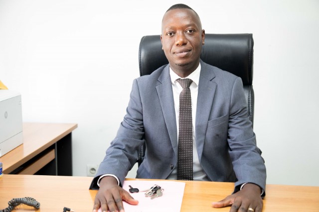 M. Raoul Bertrand MBONERANE, Directeur des Technologies de l’Information_jpeg.jpg